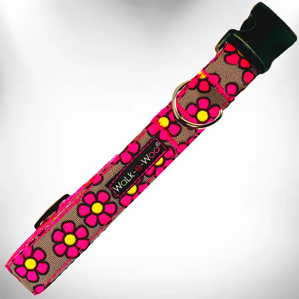 Walk-e-Woo Dog Collar: Pink Daisies on Grey