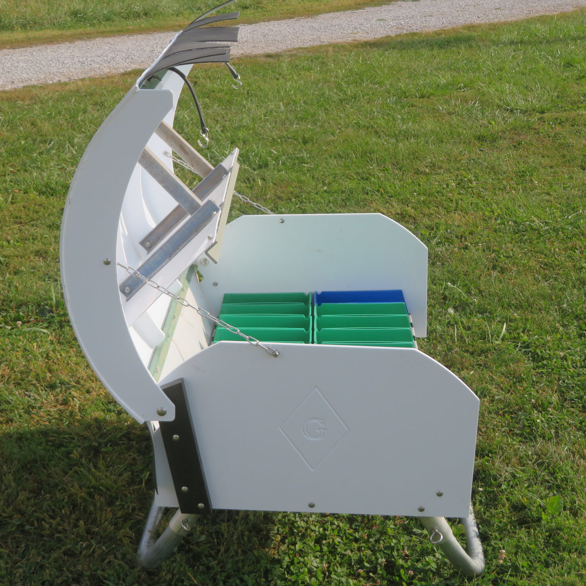 Billy Goat Mineral Buffet Feeder